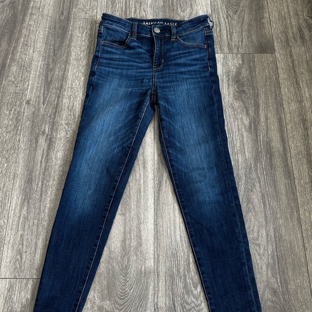 American Eagle Outfitters Women's Dark Blue Skinny Jeans ( Hi-Rise Jegging)